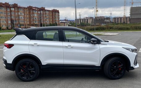 Geely Coolray I, 2024 год, 2 100 000 рублей, 3 фотография