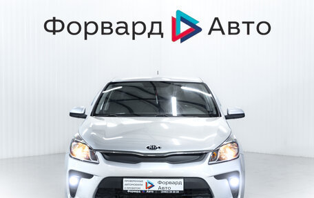 KIA Rio IV, 2017 год, 1 295 000 рублей, 2 фотография