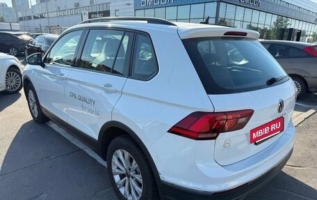 Volkswagen Tiguan II, 2021 год, 2 200 000 рублей, 4 фотография