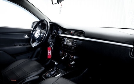 KIA Rio IV, 2017 год, 1 295 000 рублей, 15 фотография