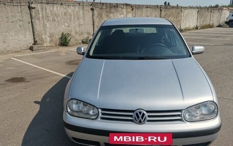 Volkswagen Golf IV, 2002 год, 235 000 рублей, 2 фотография