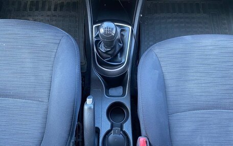 Hyundai Solaris II рестайлинг, 2016 год, 899 000 рублей, 14 фотография