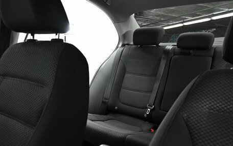 Volkswagen Jetta VI, 2016 год, 995 000 рублей, 14 фотография