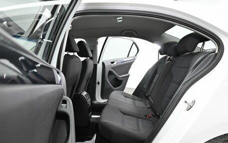 Volkswagen Jetta VI, 2016 год, 995 000 рублей, 16 фотография