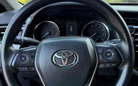 Toyota Camry, 2019 год, 2 350 000 рублей, 11 фотография