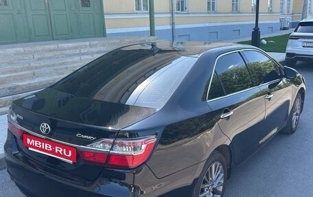 Toyota Camry, 2016 год, 2 300 000 рублей, 5 фотография