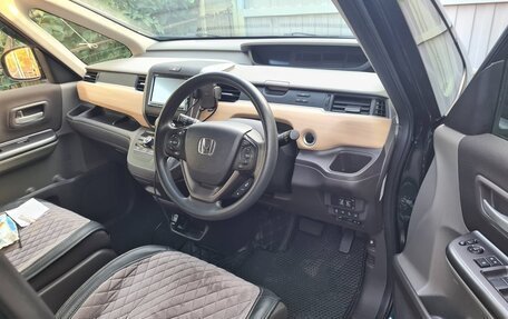 Honda Freed II, 2019 год, 1 849 000 рублей, 8 фотография