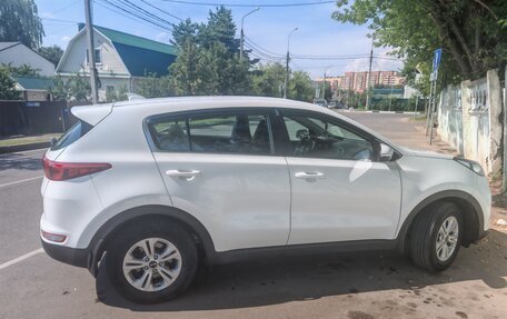 KIA Sportage IV рестайлинг, 2018 год, 1 780 000 рублей, 5 фотография