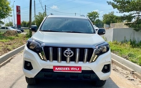 Toyota Land Cruiser Prado 150 рестайлинг 2, 2016 год, 4 200 000 рублей, 1 фотография