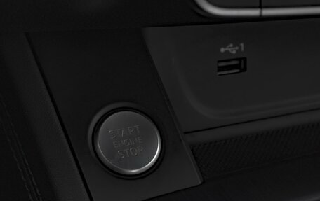 Audi A4, 2019 год, 2 999 000 рублей, 17 фотография