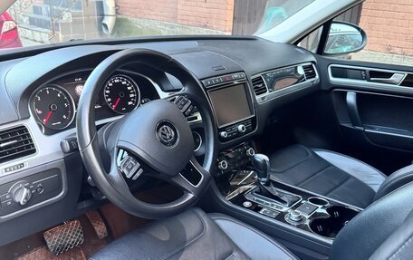 Volkswagen Touareg III, 2017 год, 4 700 000 рублей, 7 фотография