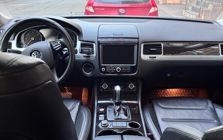 Volkswagen Touareg III, 2017 год, 4 700 000 рублей, 11 фотография