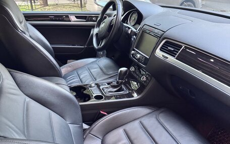 Volkswagen Touareg III, 2017 год, 4 700 000 рублей, 6 фотография