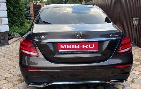 Mercedes-Benz E-Класс, 2016 год, 2 750 000 рублей, 4 фотография