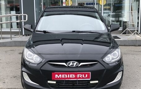 Hyundai Solaris II рестайлинг, 2012 год, 790 000 рублей, 2 фотография