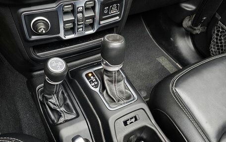 Jeep Wrangler, 2021 год, 3 233 000 рублей, 7 фотография