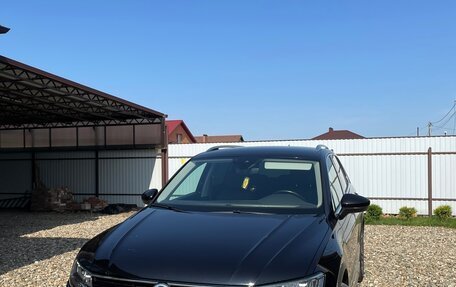 Volkswagen Tiguan II, 2019 год, 2 900 000 рублей, 2 фотография