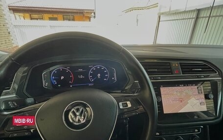 Volkswagen Tiguan II, 2019 год, 2 900 000 рублей, 8 фотография