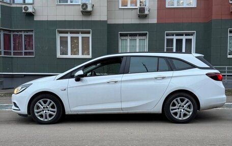 Opel Astra K, 2018 год, 1 200 000 рублей, 2 фотография