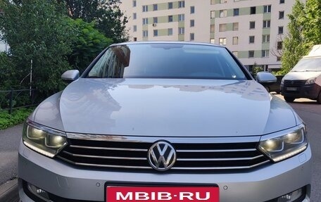 Volkswagen Passat B8 рестайлинг, 2019 год, 2 400 000 рублей, 4 фотография