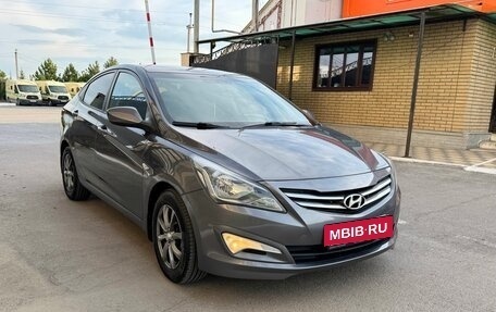 Hyundai Solaris II рестайлинг, 2015 год, 1 080 000 рублей, 3 фотография