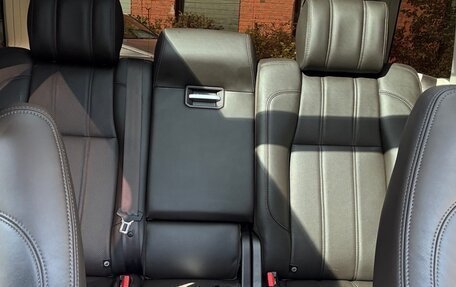Land Rover Range Rover IV рестайлинг, 2015 год, 4 950 000 рублей, 14 фотография