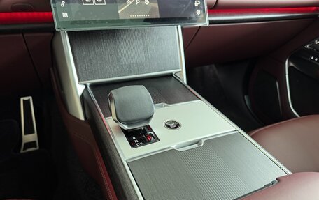 Land Rover Range Rover IV рестайлинг, 2025 год, 23 500 000 рублей, 17 фотография