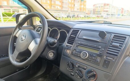 Nissan Tiida, 2012 год, 800 000 рублей, 28 фотография