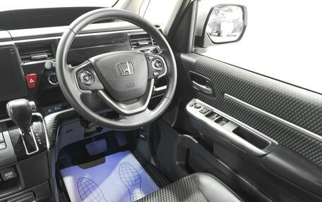 Honda Stepwgn IV, 2015 год, 1 999 000 рублей, 10 фотография