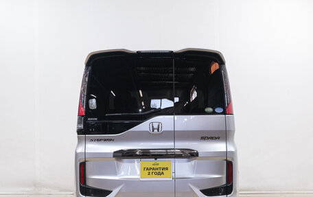 Honda Stepwgn IV, 2015 год, 1 999 000 рублей, 6 фотография