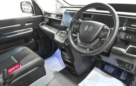 Honda Stepwgn IV, 2015 год, 1 999 000 рублей, 8 фотография