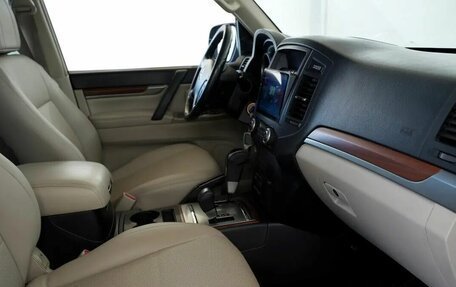 Mitsubishi Pajero IV, 2008 год, 1 500 000 рублей, 13 фотография