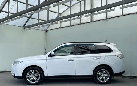 Mitsubishi Outlander III рестайлинг 3, 2012 год, 1 120 000 рублей, 9 фотография