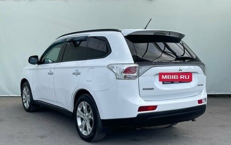Mitsubishi Outlander III рестайлинг 3, 2012 год, 1 120 000 рублей, 5 фотография