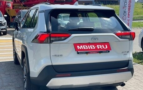 Toyota RAV4, 2025 год, 3 700 000 рублей, 7 фотография