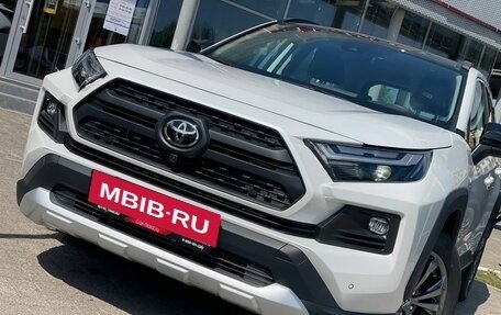 Toyota RAV4, 2025 год, 3 700 000 рублей, 8 фотография