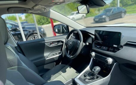 Toyota RAV4, 2025 год, 3 700 000 рублей, 21 фотография