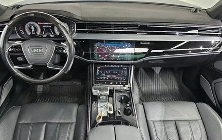 Audi A8, 2022 год, 6 970 080 рублей, 3 фотография