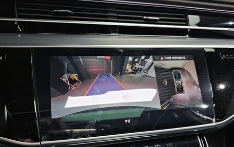 Audi A8, 2022 год, 6 970 080 рублей, 7 фотография