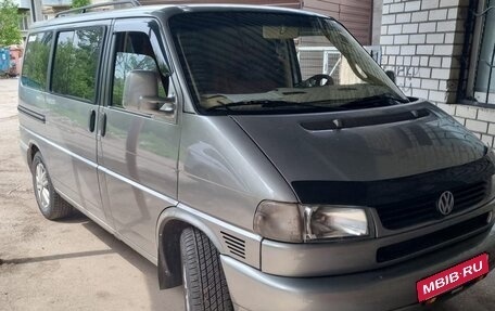 Volkswagen Multivan T4, 2000 год, 1 350 000 рублей, 1 фотография