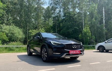 Infiniti QX30, 2017 год, 2 750 000 рублей, 10 фотография