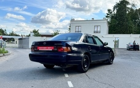 Toyota Camry, 1994 год, 200 000 рублей, 3 фотография