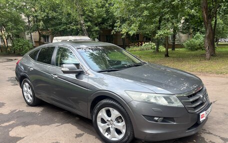 Honda Crosstour I рестайлинг, 2011 год, 2 000 000 рублей, 2 фотография