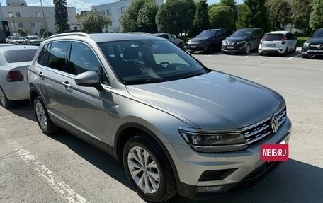 Volkswagen Tiguan II, 2017 год, 2 200 000 рублей, 5 фотография