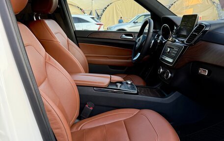 Mercedes-Benz GLS, 2018 год, 5 200 000 рублей, 24 фотография