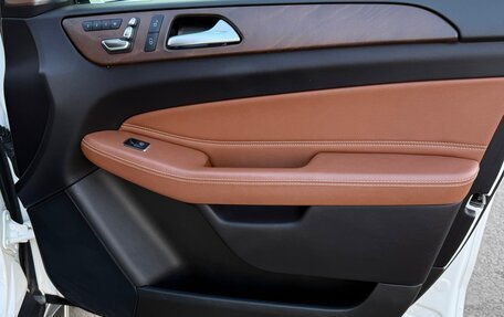 Mercedes-Benz GLS, 2018 год, 5 200 000 рублей, 32 фотография