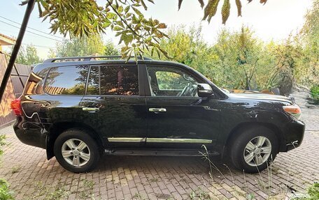 Toyota Land Cruiser 200, 2015 год, 5 050 000 рублей, 3 фотография