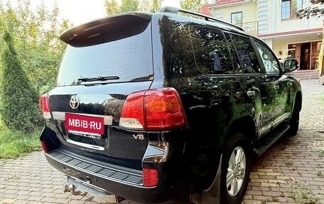 Toyota Land Cruiser 200, 2015 год, 5 050 000 рублей, 4 фотография