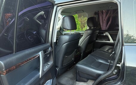 Toyota Land Cruiser 200, 2015 год, 5 050 000 рублей, 32 фотография