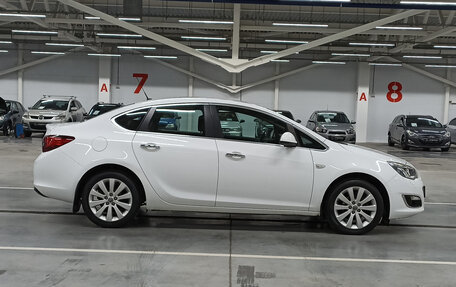 Opel Astra J, 2013 год, 899 000 рублей, 4 фотография